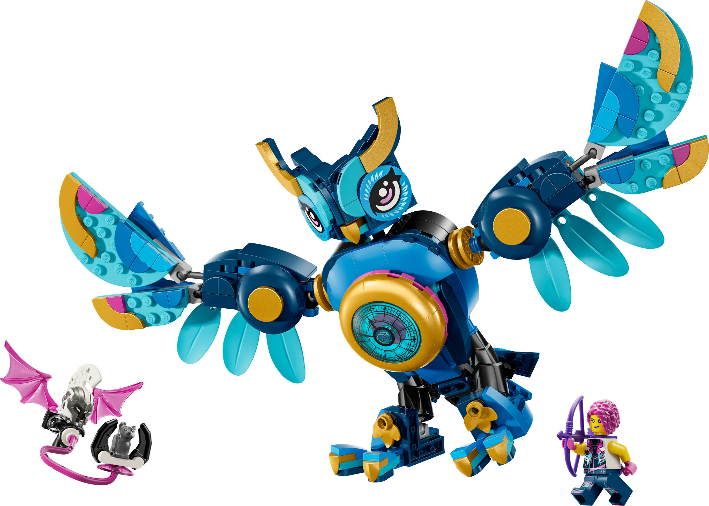 Een blauwe Lego uil met gespreide vleugels, een vleermuis en een Lego persoon met pijl en boog.