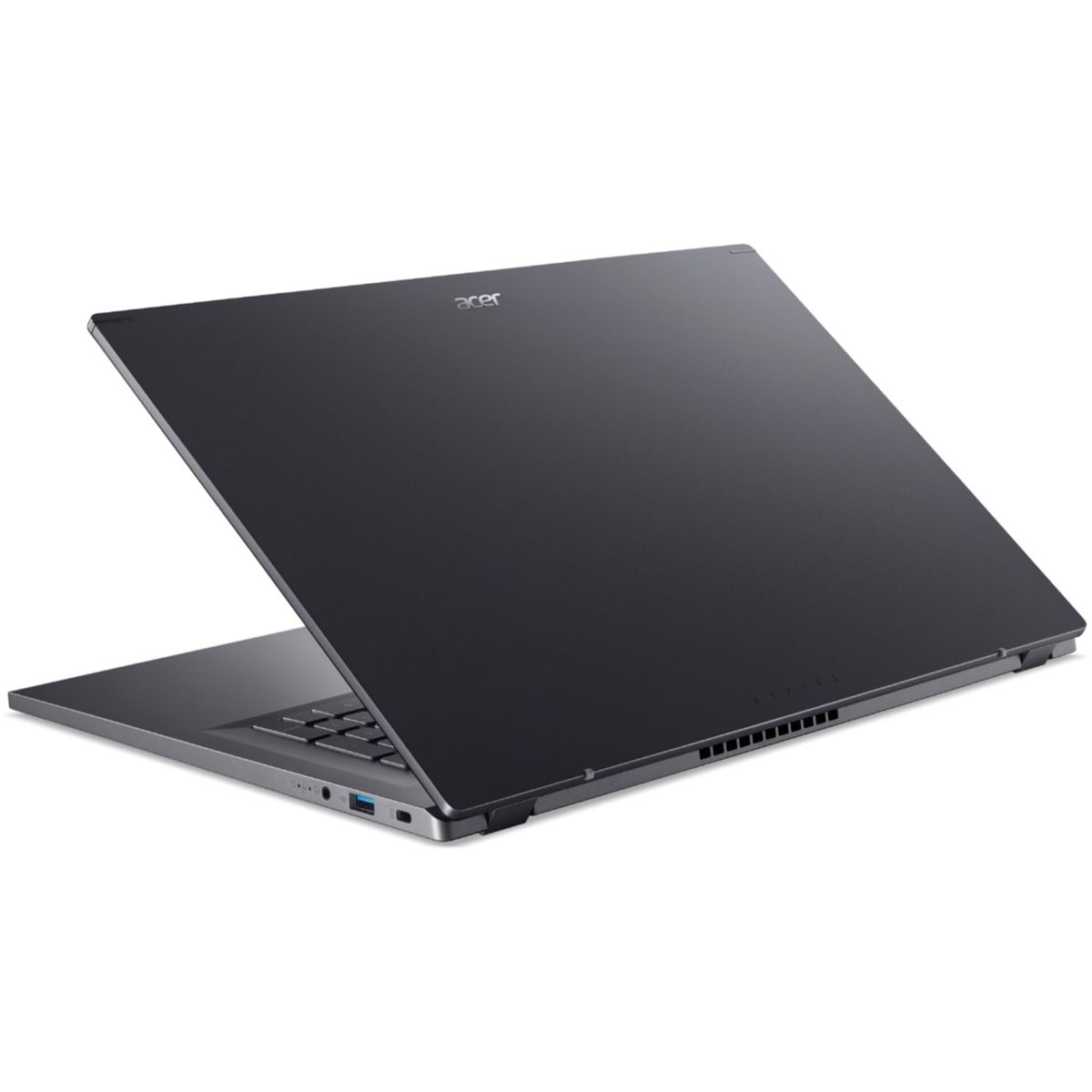 Ciemnoszary laptop Acer jest lekko otwarty. Widoczne jest logo Acer. Widoczna jest klawiatura i porty.