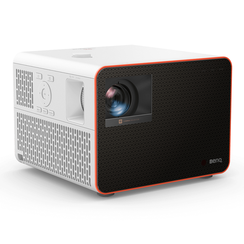 Un proyector blanco con panel frontal negro y borde naranja. Tiene una lente y botones de control. La marca 'BenQ' es visible.