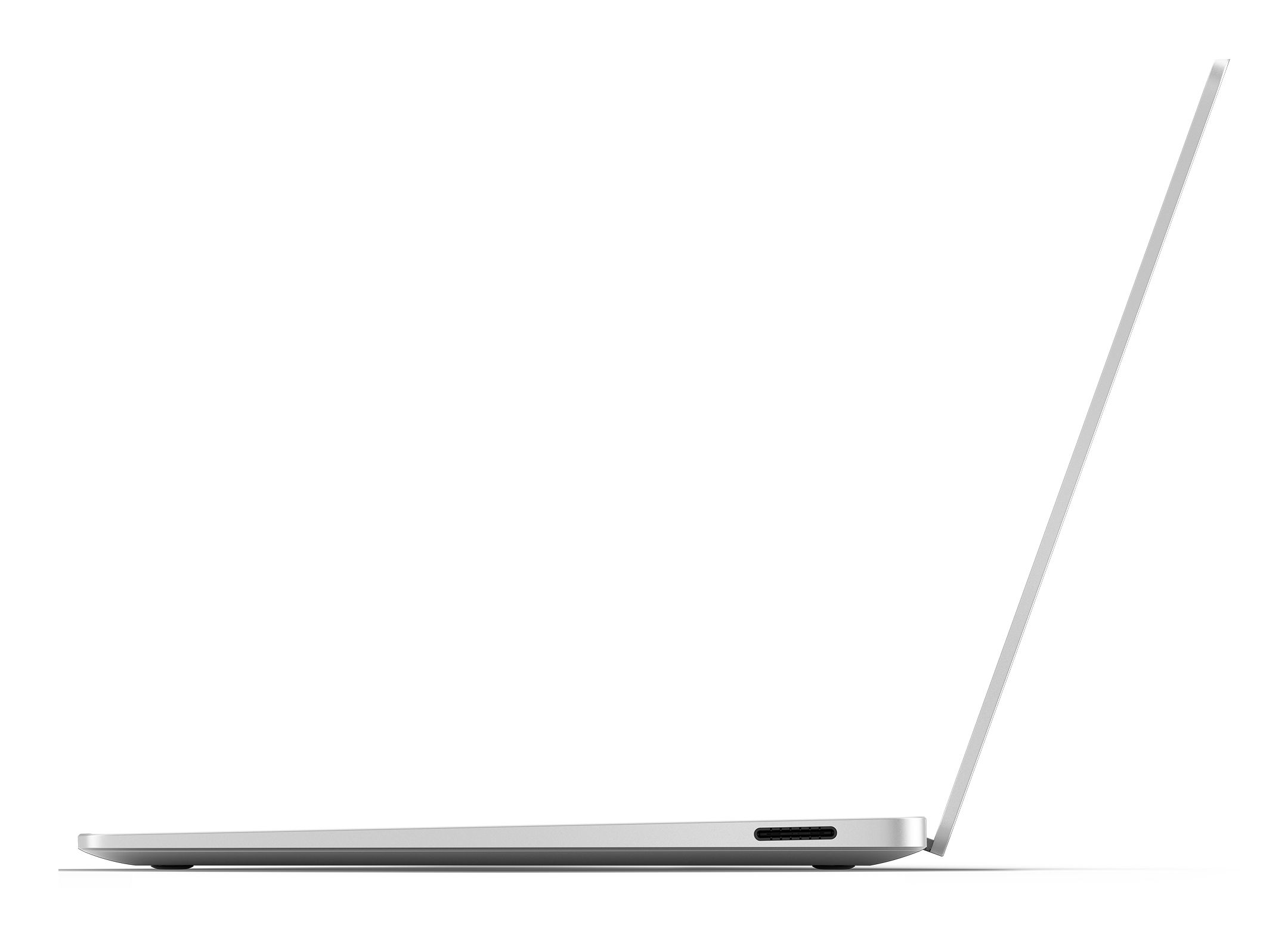 Laptop argentato, vista laterale, aperto. Schermo inclinato verso l'alto. Porta nera visibile sul lato. Sfondo bianco.