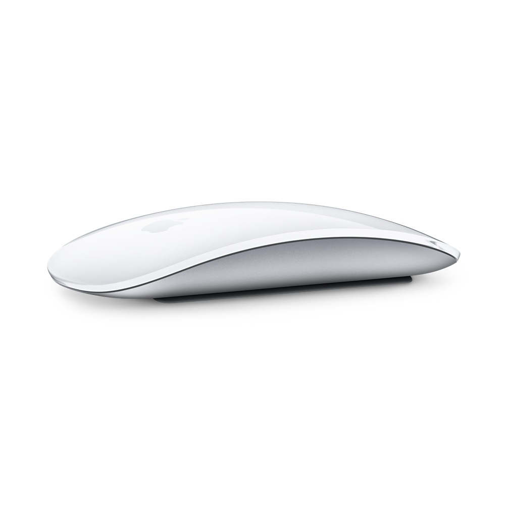 Un mouse Apple Magic bianco su sfondo bianco. Il mouse è di forma ovale con base argentata e logo Apple.