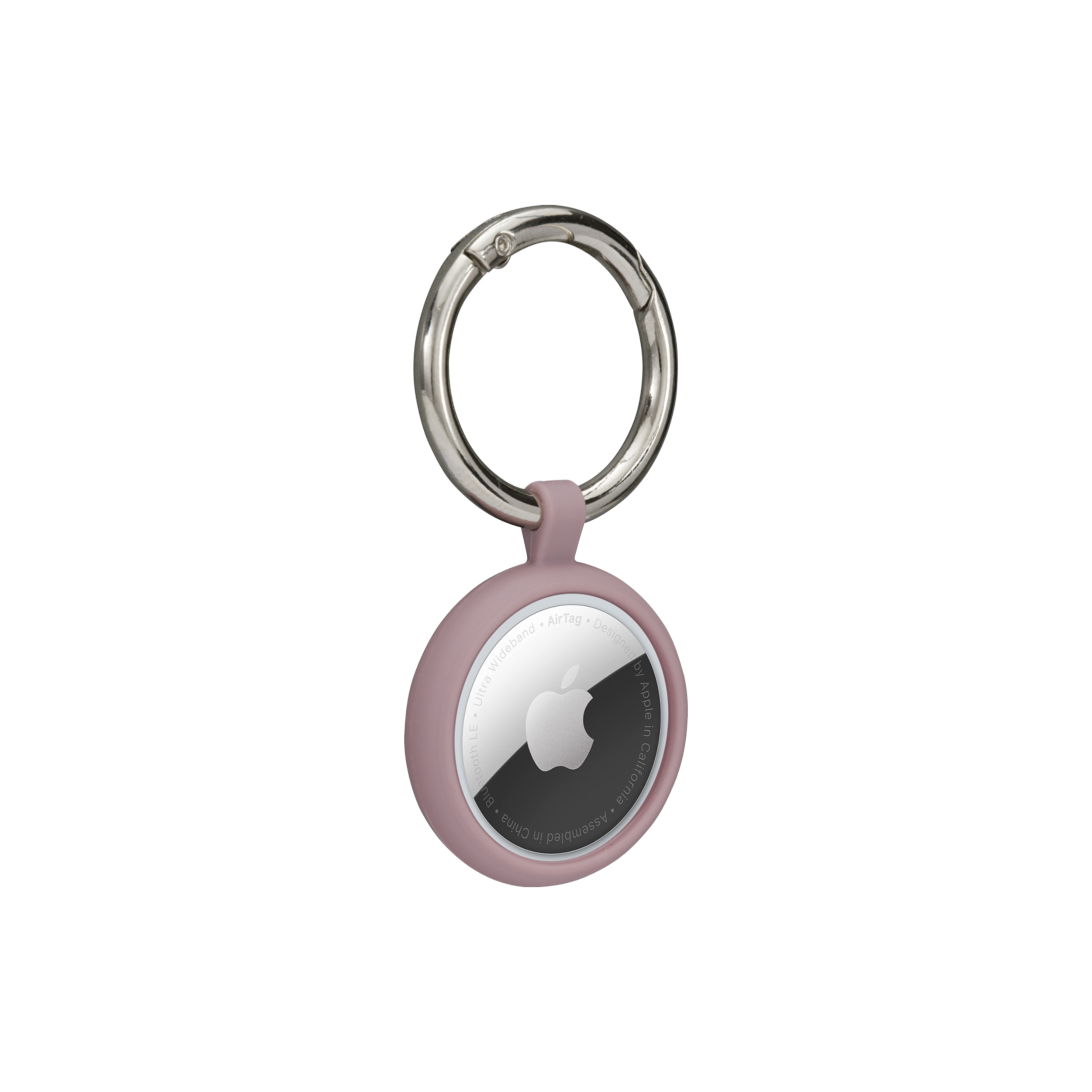 Un AirTag Apple con supporto rosa e moschettone argento, su sfondo bianco.