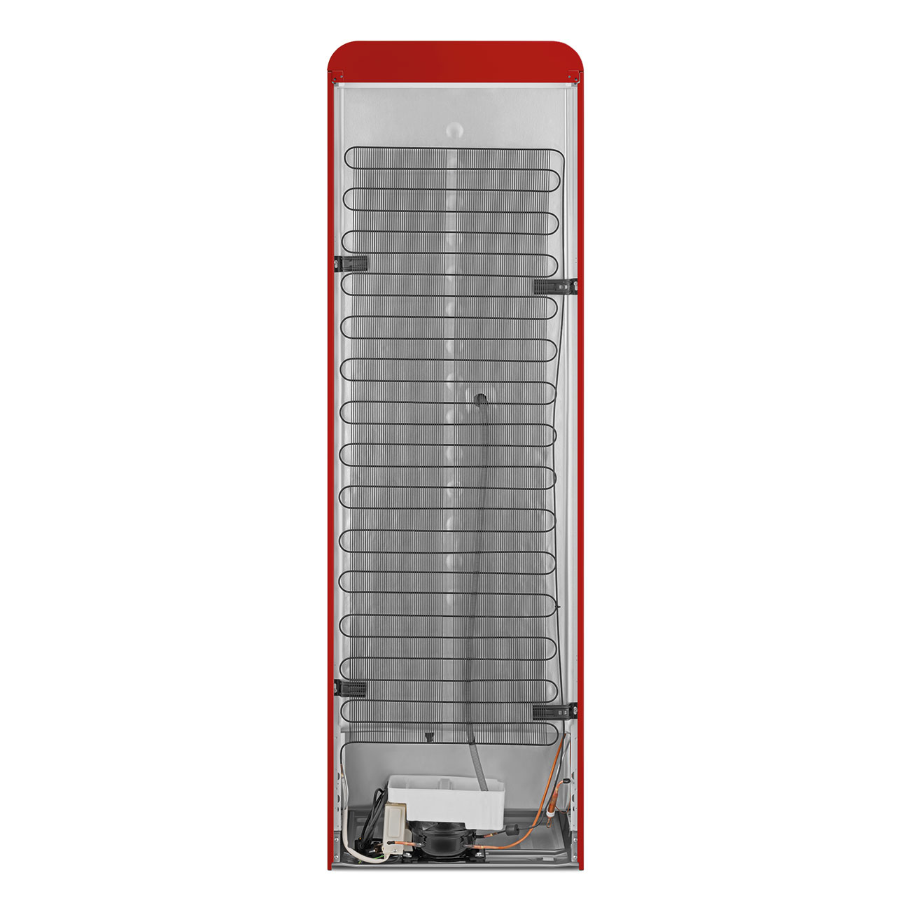 Parte trasera de un refrigerador retro rojo. Bobinas negras y parte trasera de metal. Componentes eléctricos abajo.