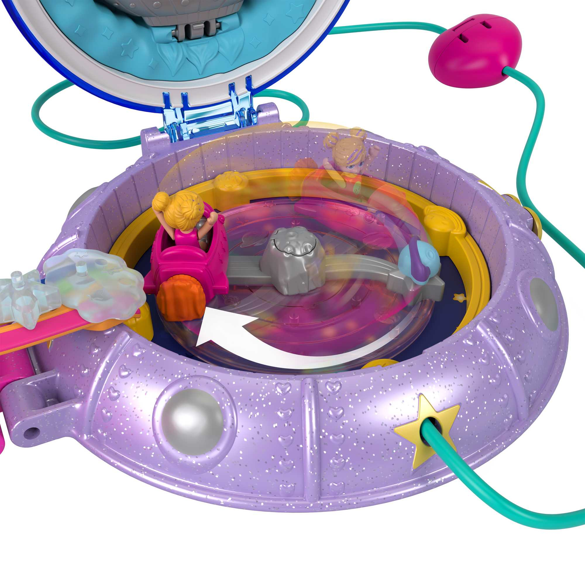Ein lila Spielzeug mit einem sich drehenden Zentrum, zwei Puppen in Fahrzeugen und einem hellblauen Oberteil. Ein rosa Knopf ist angeschlossen.