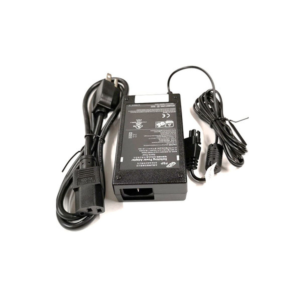 Czarny zasilacz z czarnymi kablami i czarną wtyczką na białym tle. Zasilacz ma etykiety.