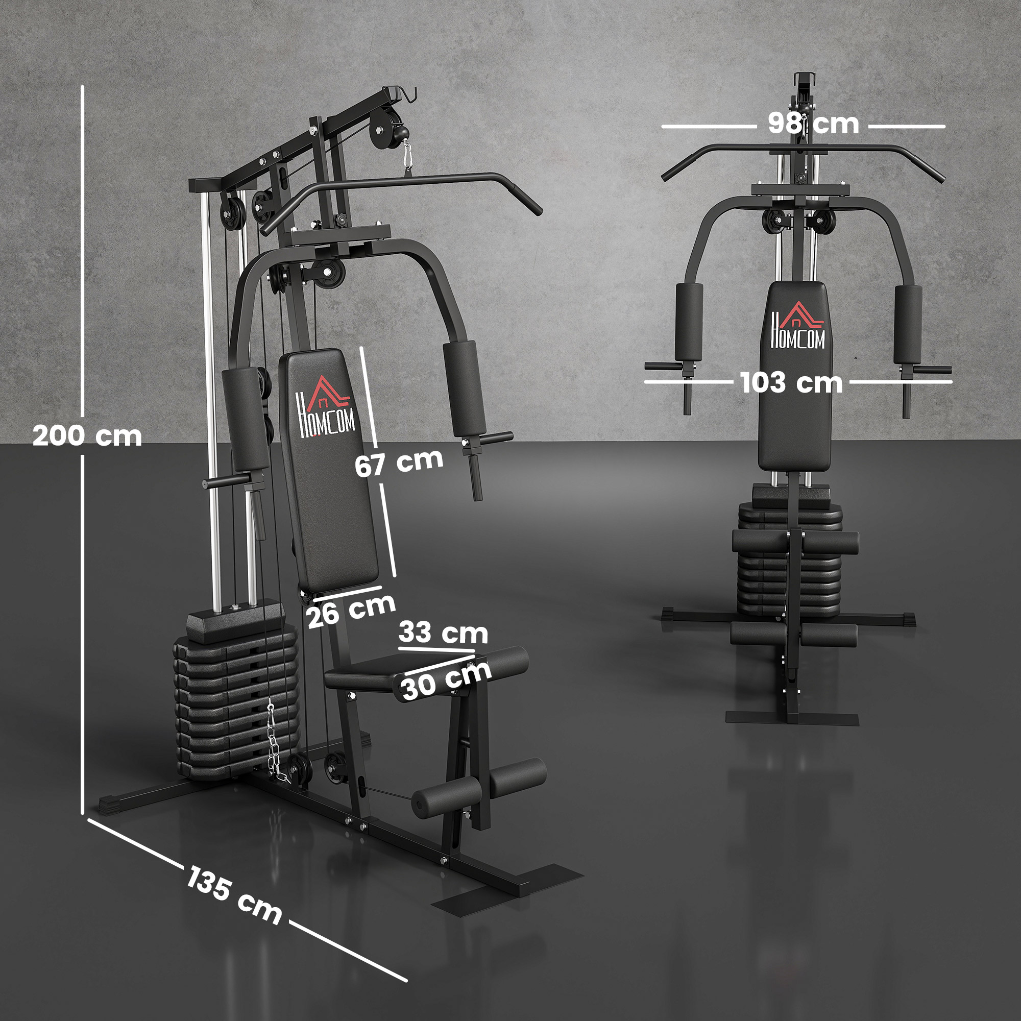 Equipo de gimnasio negro con dimensiones marcadas. Pesas, poleas y asiento. Fondo gris.