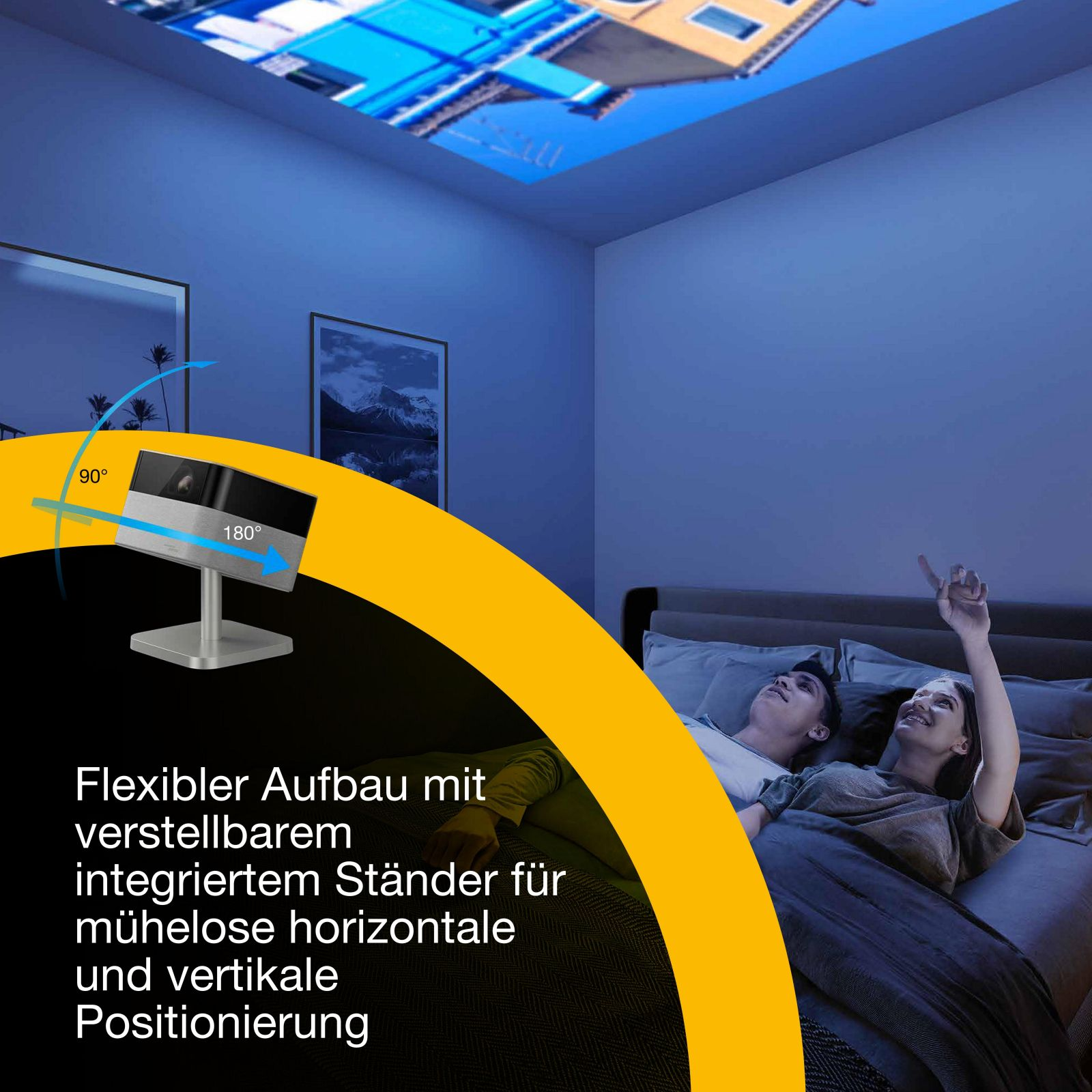 Para leży na łóżku, patrząc w górę na rzutowany obraz na suficie. Projektor jest na pierwszym planie.