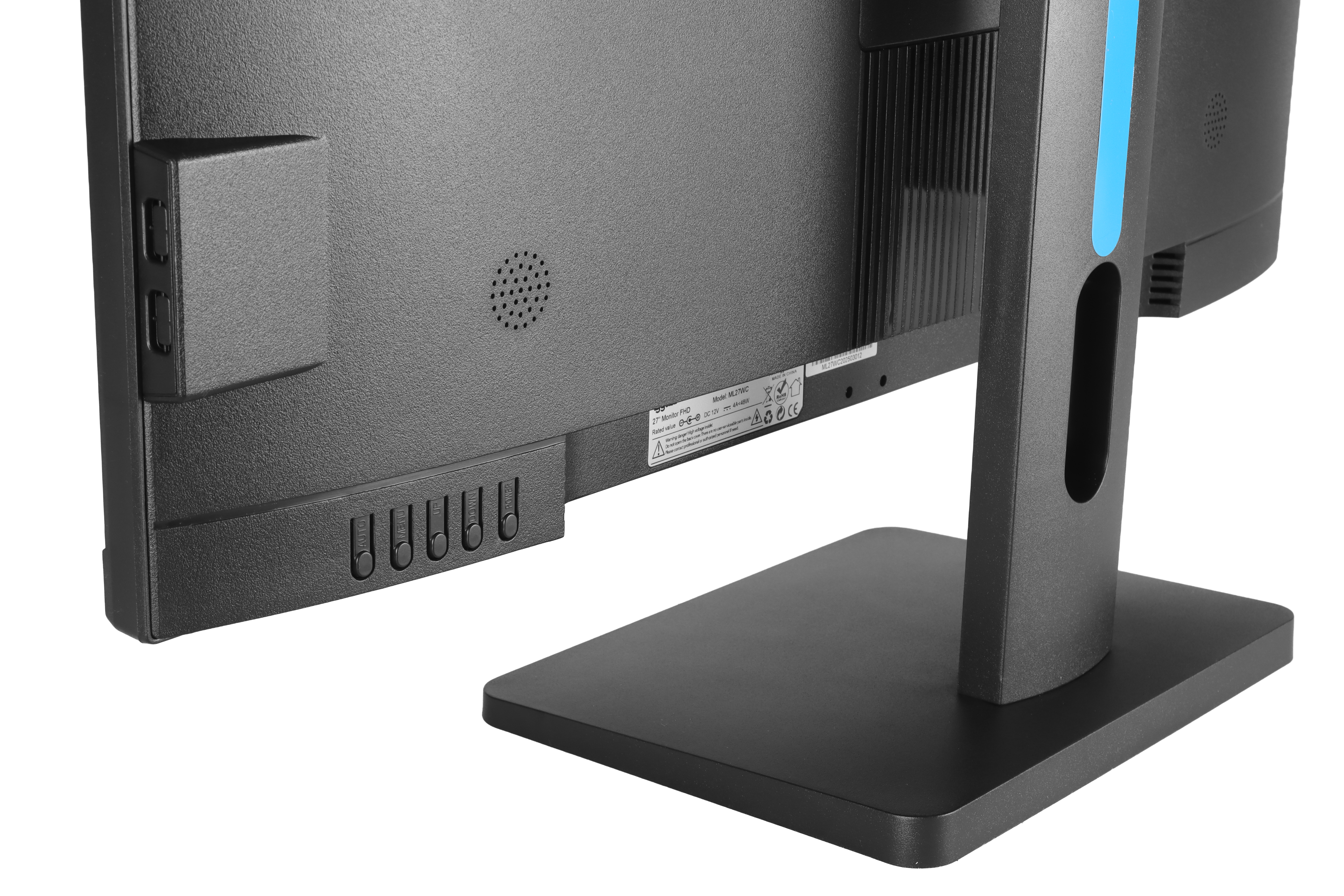 Rückseite eines schwarzen Computermonitors. Enthält Ständer, Lüftungsschlitze, Anschlüsse, Modellinfo und Tasten.