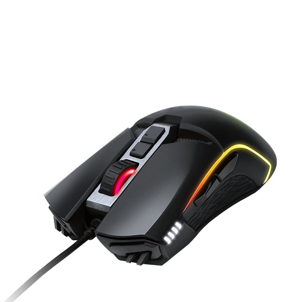 Mouse da gioco nero con illuminazione rossa e gialla. Presenta pulsanti, rotella di scorrimento e cavo collegato. Isolato su bianco.