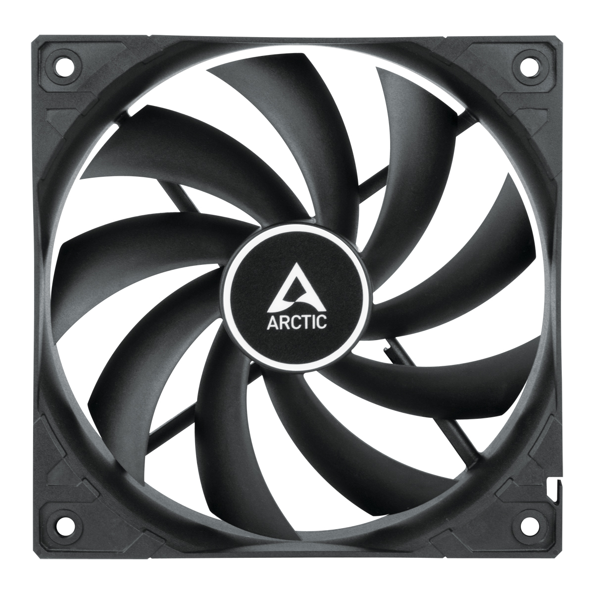Ventilateur d'ordinateur noir. Il a des pales incurvées et un logo central avec le mot 'ARCTIC'. Le cadre est carré.