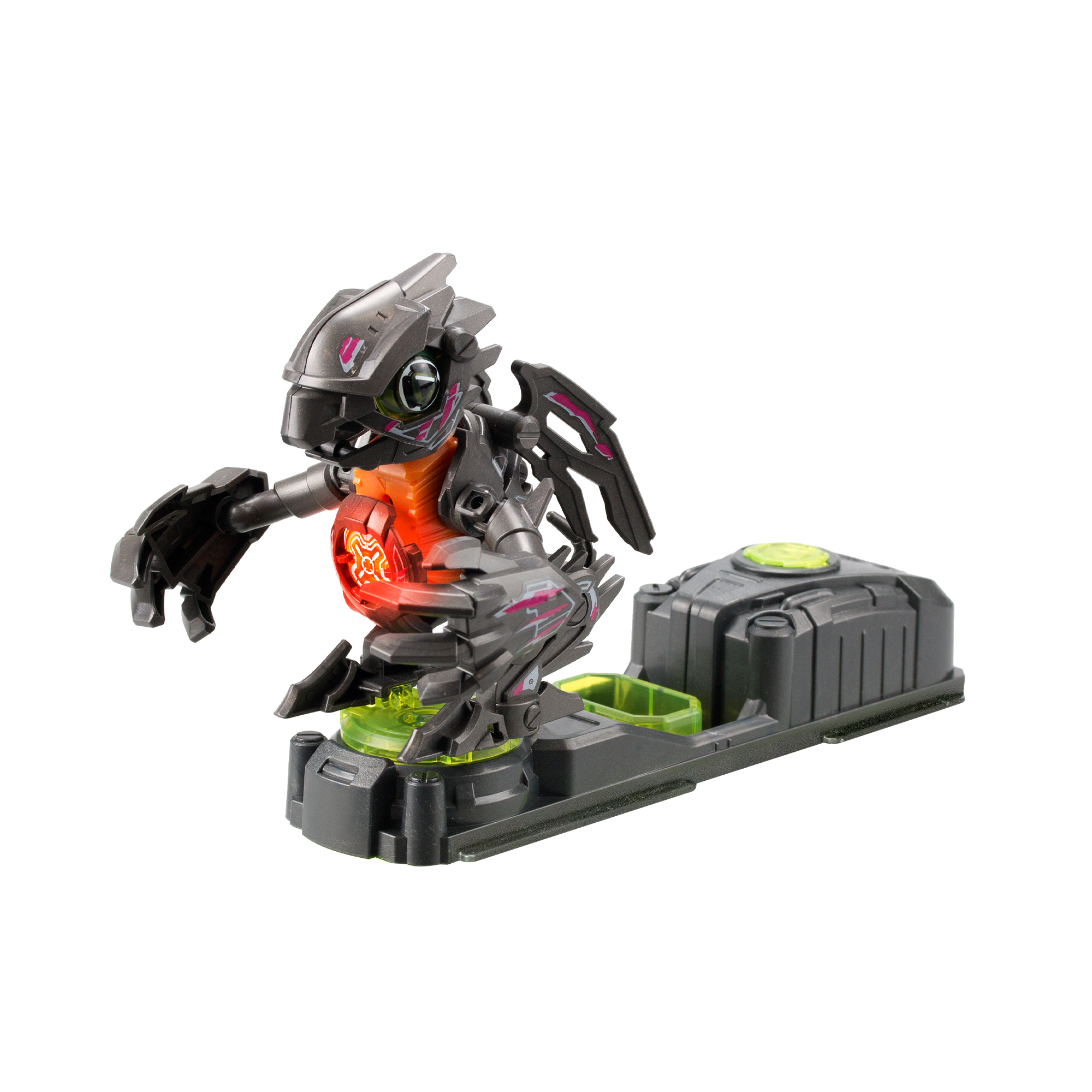 Robotyczna zabawka o smoczym wyglądzie. Ma szare i różowe akcenty, świecący pomarańczowy rdzeń i stoi na czarnej podstawie.