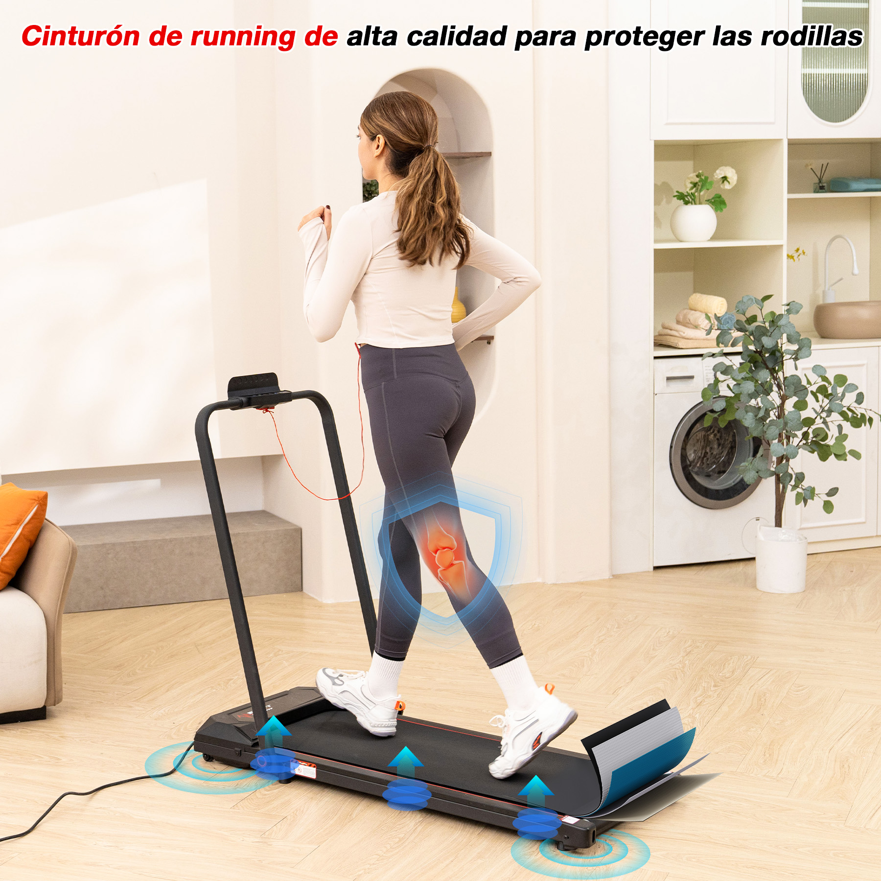 Una mujer corre en una cinta de correr. La imagen destaca la protección de rodillas. El fondo incluye una lavadora y estanterías.
