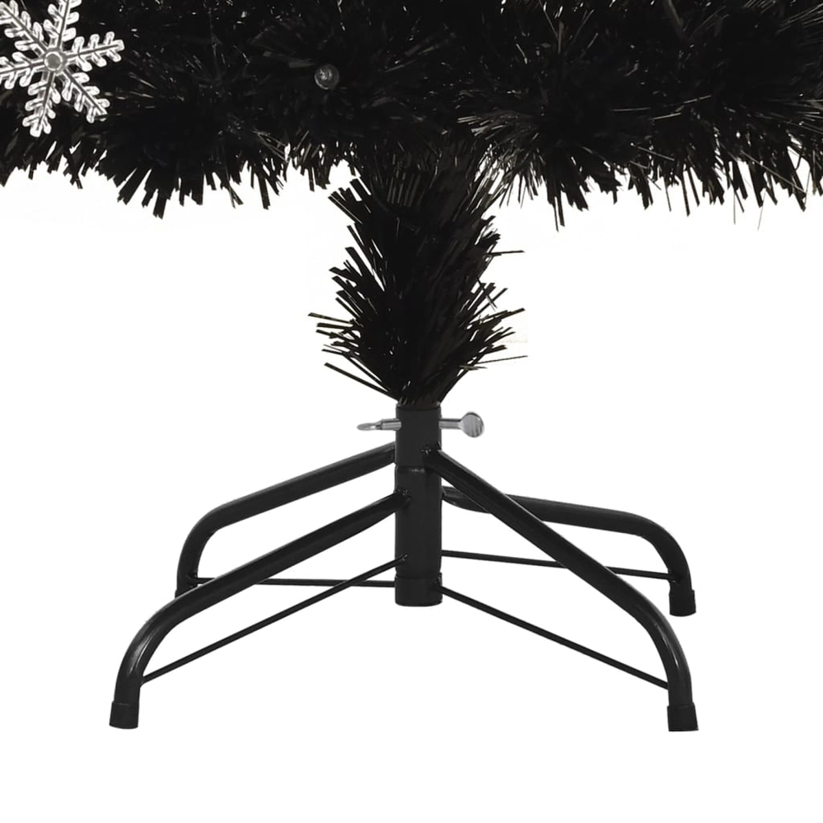 Ein schwarzer Weihnachtsbaum mit Schneeflockenornament. Der Baum steht auf einem schwarzen Metallständer. Weißer Hintergrund.