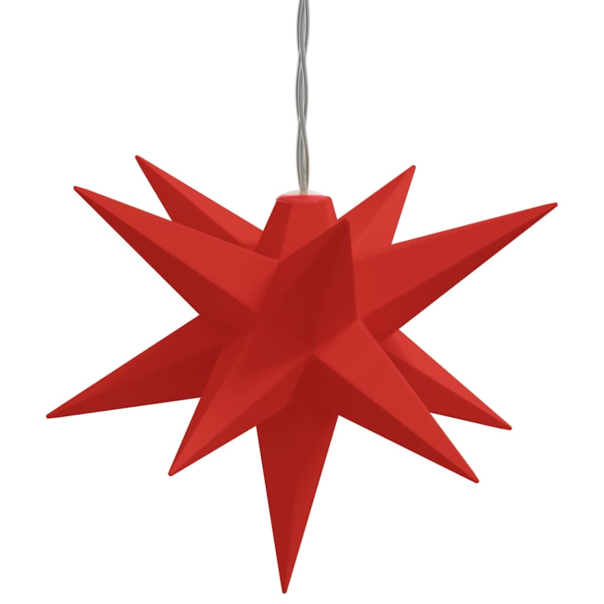 Ein roter sternförmiger Weihnachtsschmuck hängt an einem silbernen Draht vor weißem Hintergrund. Es hat scharfe, spitze Kanten.