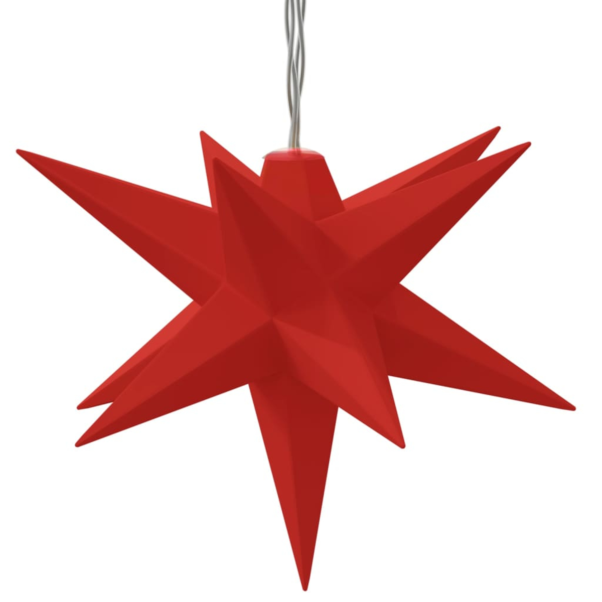 Ein roter sternförmiger Weihnachtsschmuck. Es hat acht Zacken und ist an einem silbernen Draht vor weißem Hintergrund aufgehängt.