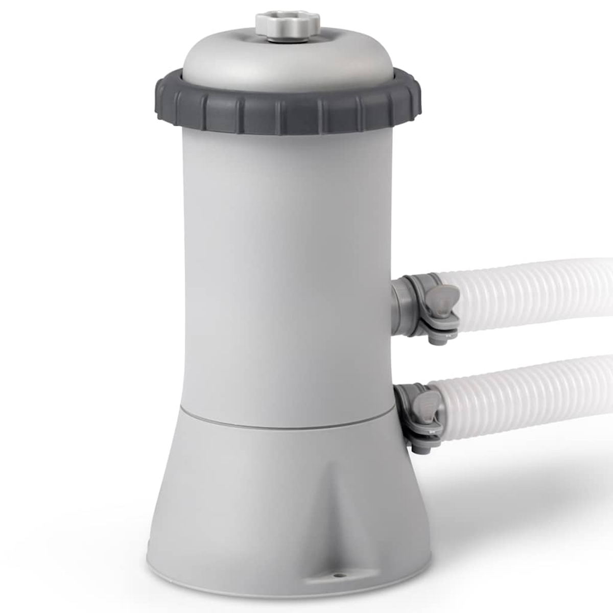 Ein grauer Poolfilter mit zwei weißen Schläuchen. Er hat einen zylindrischen Körper und einen Deckel mit Knopf. Der Hintergrund ist weiß.