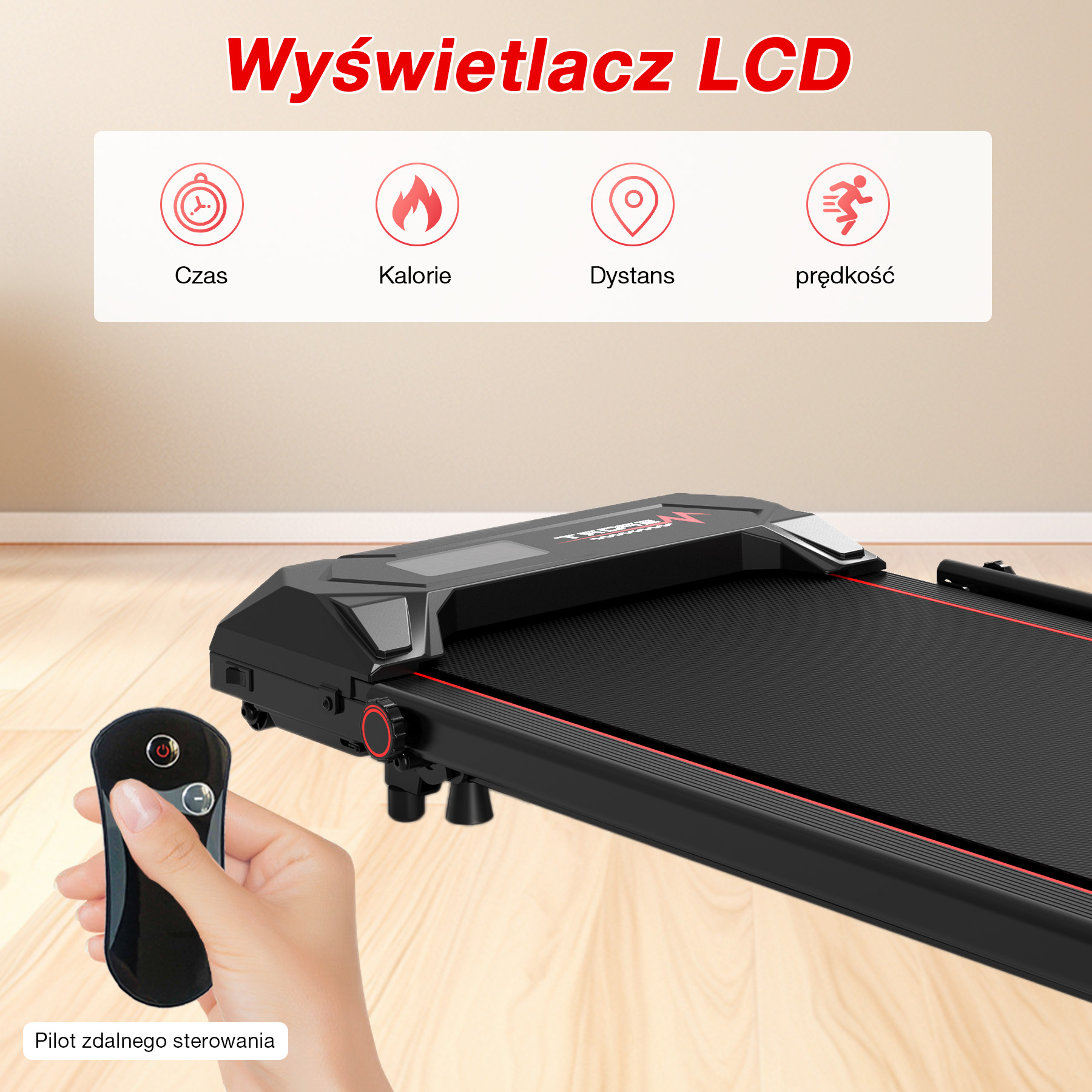Czarna bieżnia z czerwonymi akcentami. Ręka trzyma pilota. Wyświetlacz: czas, kalorie, dystans i prędkość.
