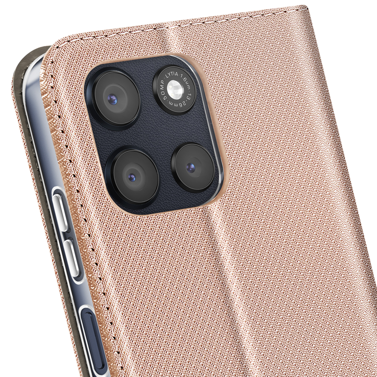Primo piano di una custodia per telefono con modulo fotocamera. La custodia è rosa e il modulo ha quattro lenti.