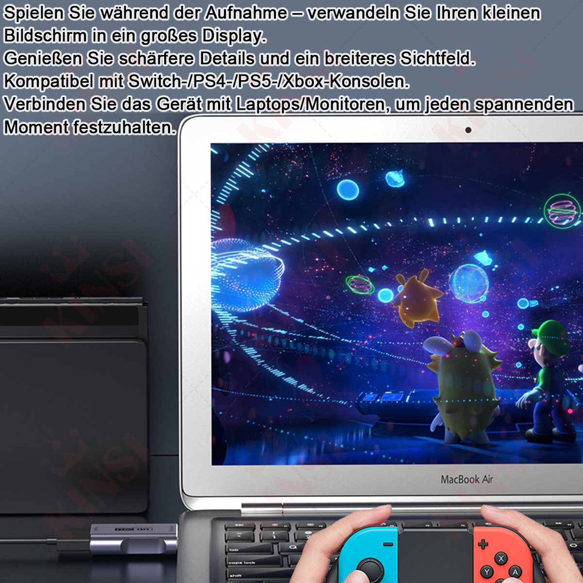 Eine Person, die einen blauen und roten Controller hält und ein Spiel auf einem Laptop spielt. Der Bildschirm zeigt ein Spiel mit Zeichentrickfiguren.