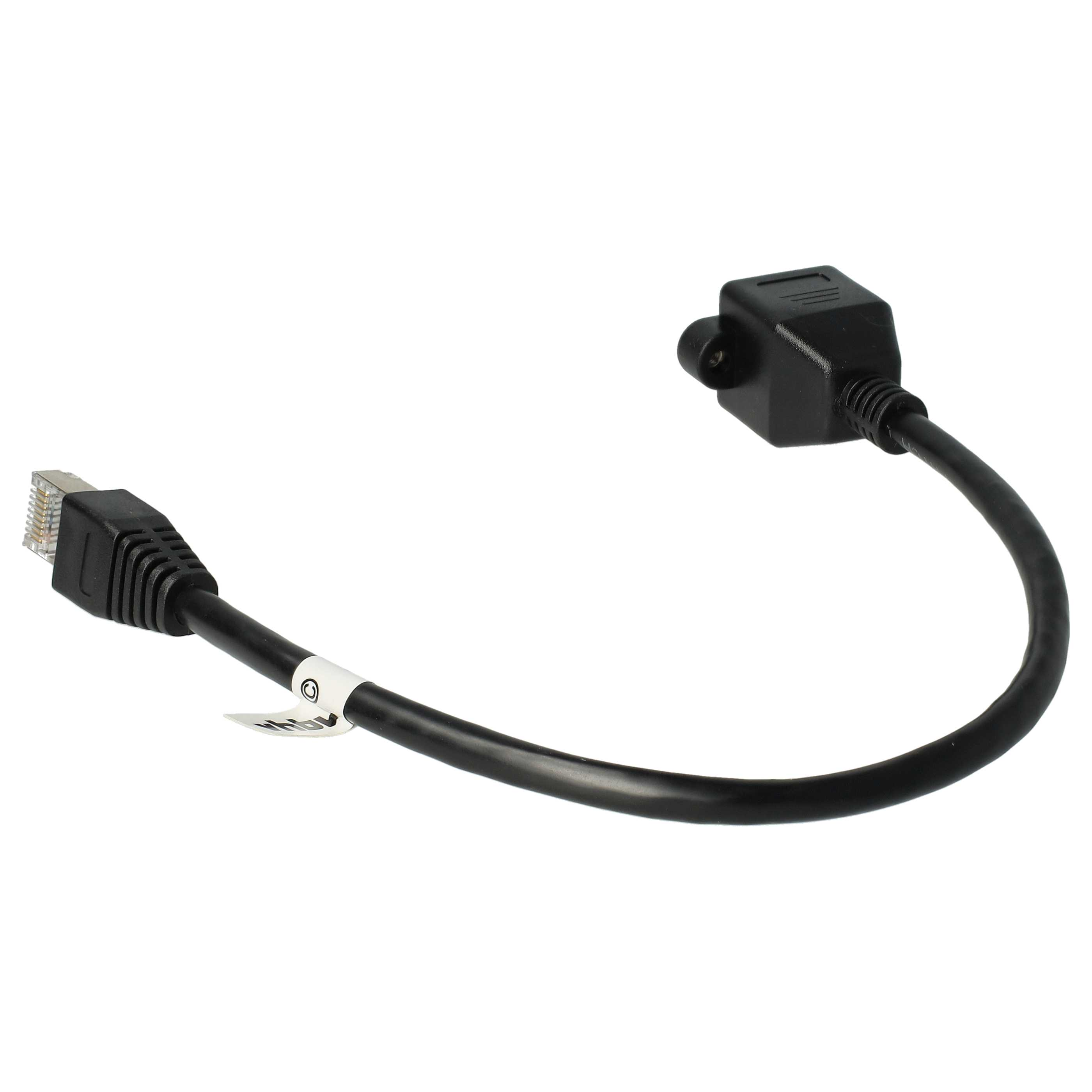 Schwarzes Netzwerkkabel mit RJ45-Stecker und einem weiteren schwarzen Stecker auf weißem Hintergrund.