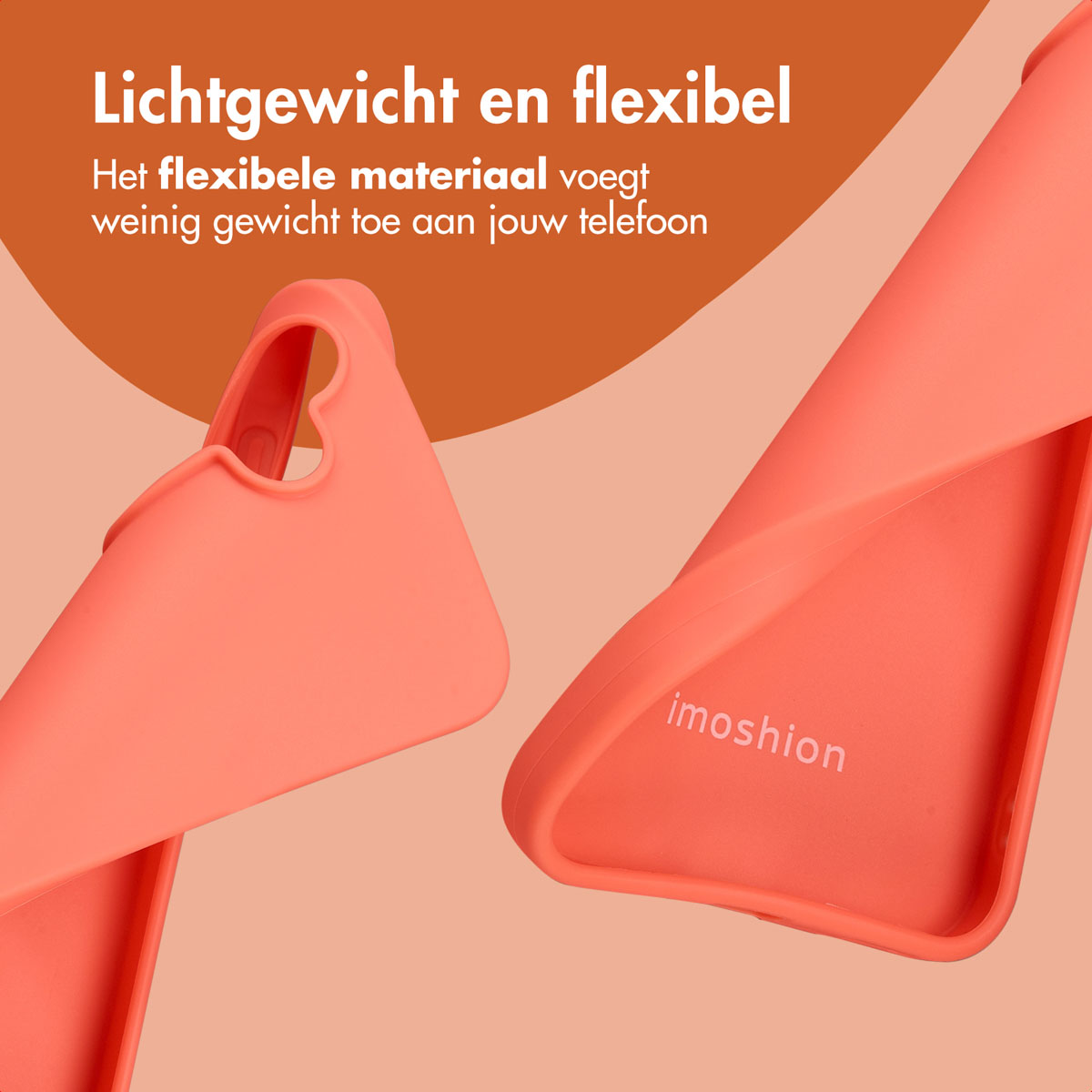 Twee koraalroze telefoonhoesjes. Tekst luidt 'Lichtgewicht en flexibel'. Het merk 'imoshion' is zichtbaar.