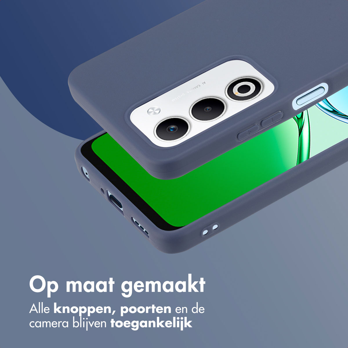 Een close-up van een marineblauwe telefoonhoes met een telefoon erin. De hoes heeft uitsparingen voor de camera en knoppen.