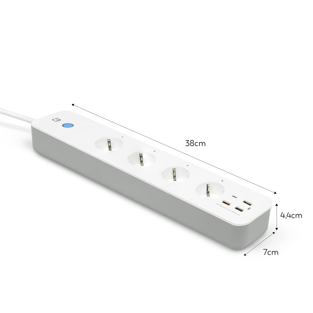 Una regleta blanca y gris con cuatro enchufes, dos puertos USB y un botón de encendido. Dimensiones: 38cm, 7cm, 4.4cm.