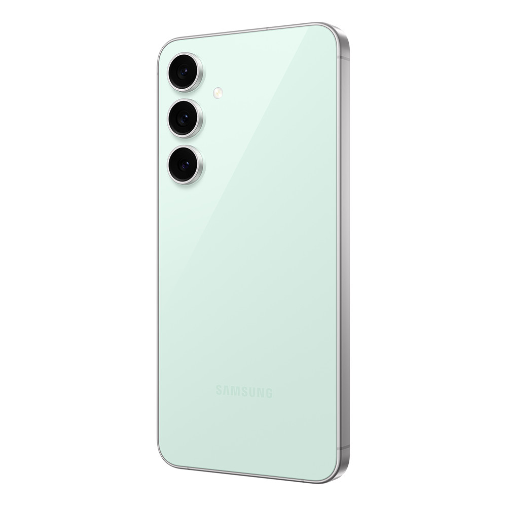 Uno smartphone verde menta, vista posteriore. Presenta tre obiettivi, un flash e il logo Samsung.