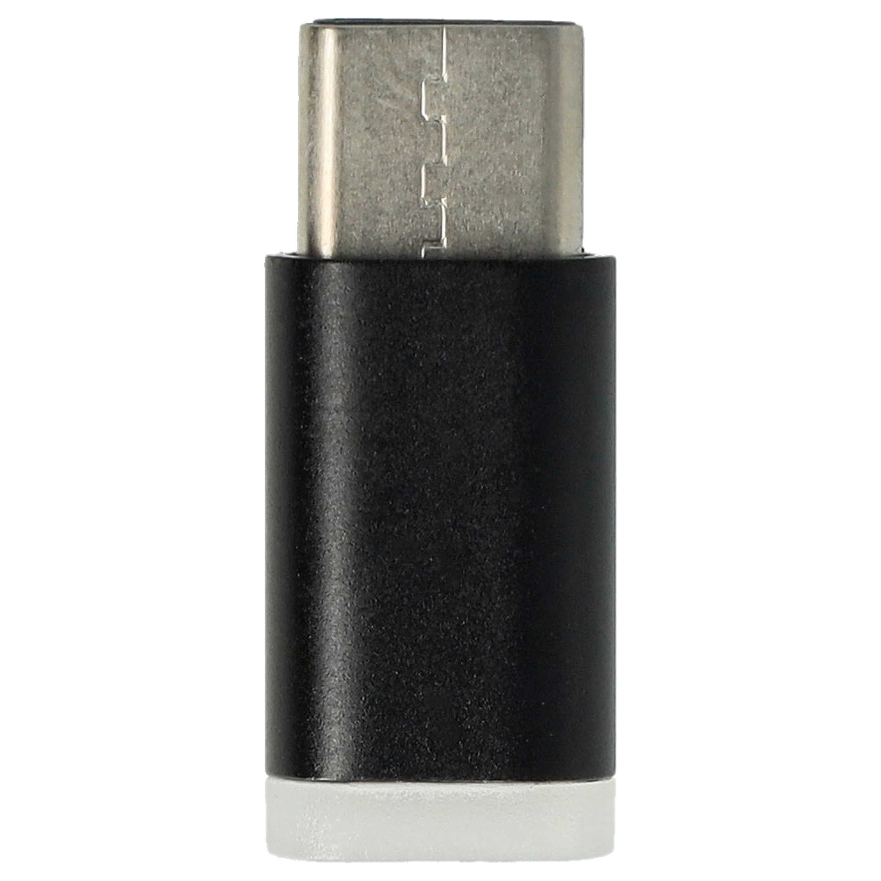 Ein USB-C-Adapter mit einem silbernen Metallstecker und einem schwarzen Körper. Die Basis ist weiß.
