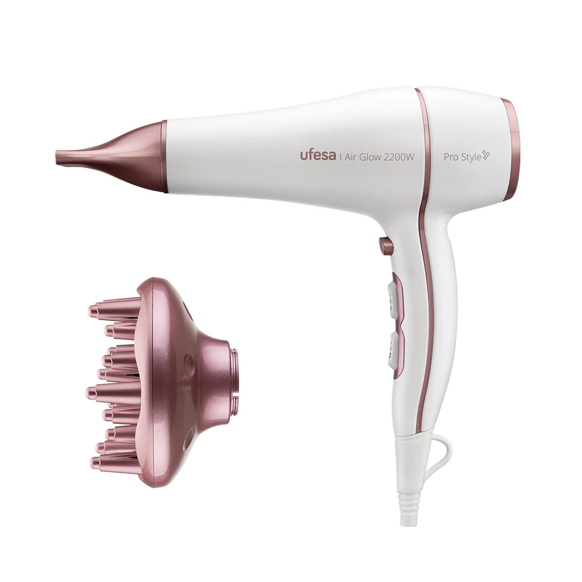 Un asciugacapelli Ufesa bianco e oro rosa con un accessorio diffusore. È su uno sfondo bianco.