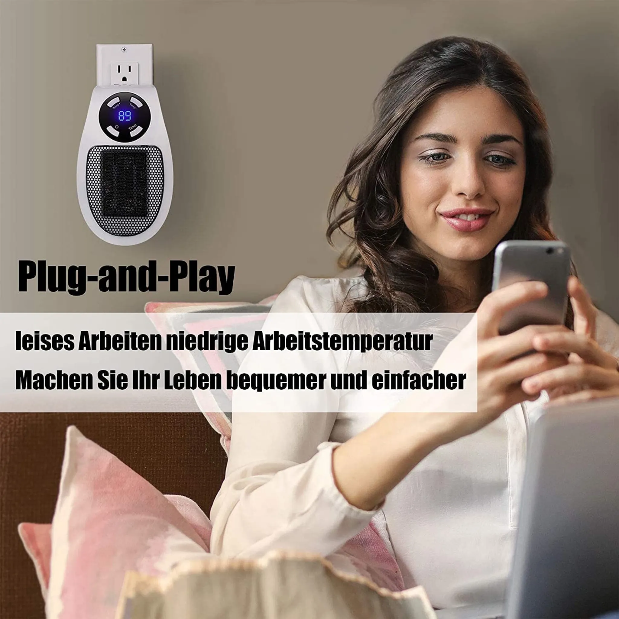 Frau benutzt Telefon, ein Steckdosenheizgerät ist hinter ihr. Text: Plug-and-Play.
