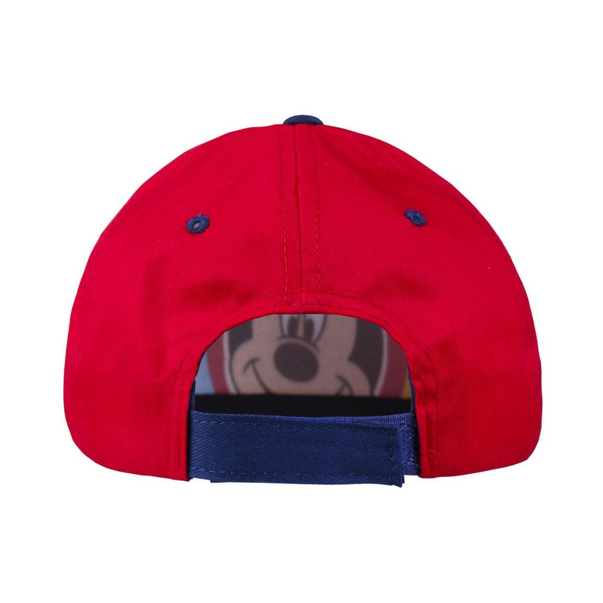 Gorra de béisbol roja con detalles azules. Diseño de Mickey Mouse visible en el interior. Vista trasera.