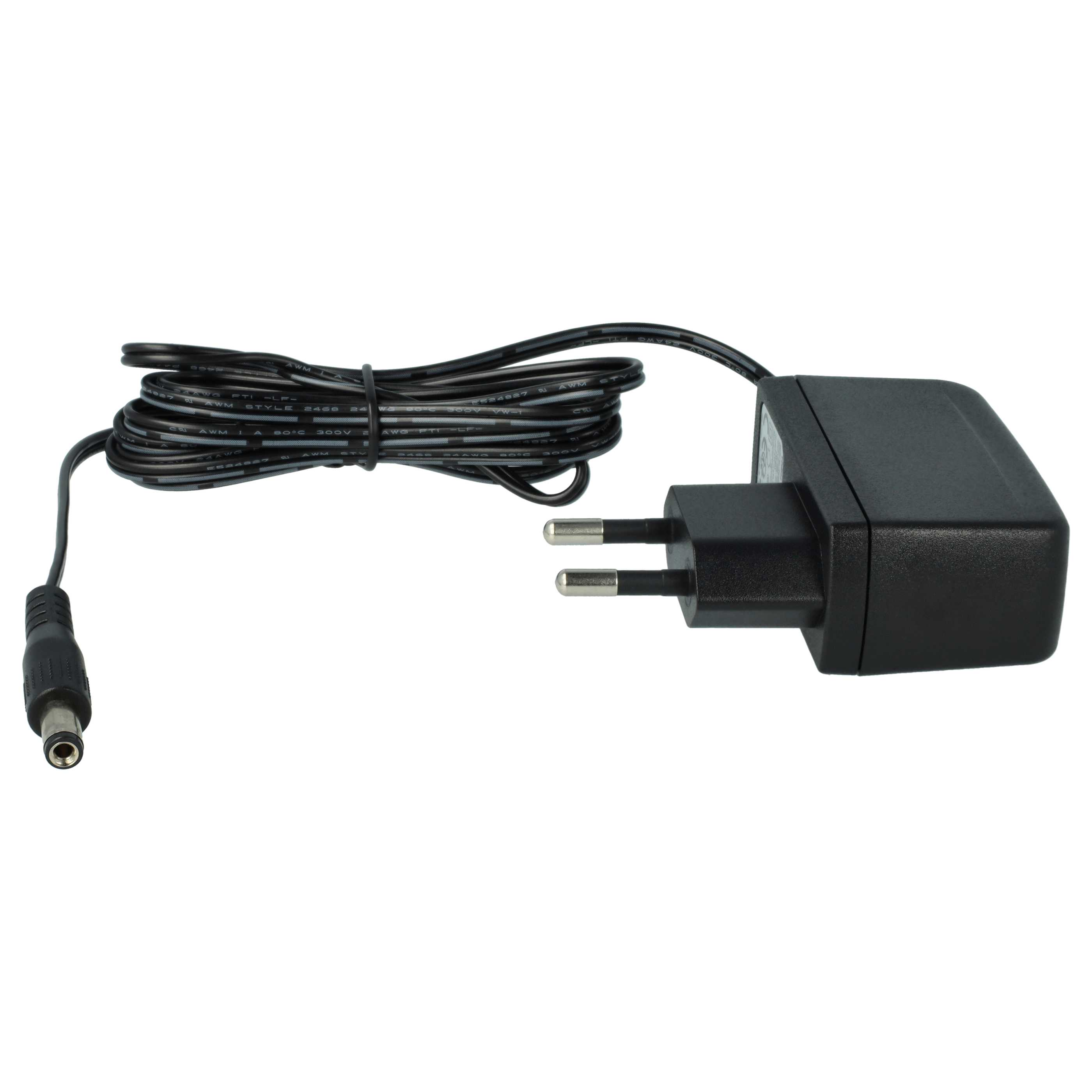 Ein schwarzes Netzteil mit Kabel und Stecker auf weißem Hintergrund. Das Kabel ist geschlungen.