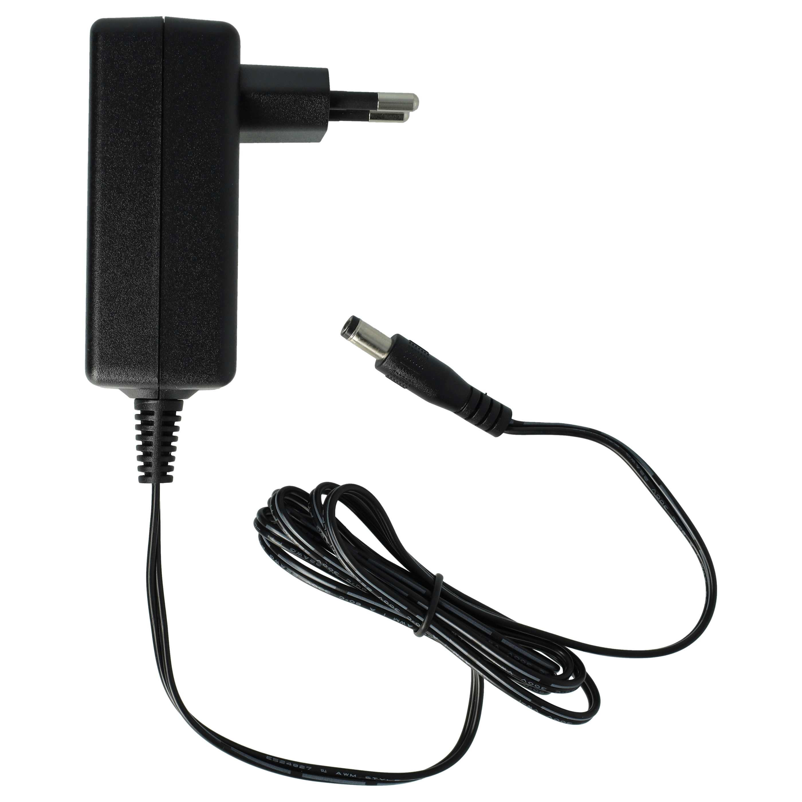 Schwarzes Netzteil mit Stecker, Gleichstromanschluss und schwarzem Kabel. Es befindet sich auf weißem Hintergrund.