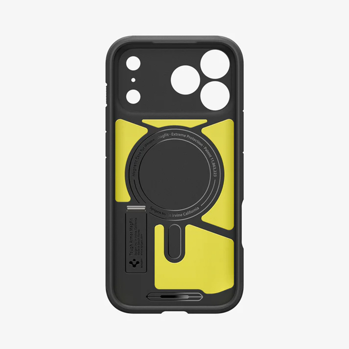 Custodia per iPhone nera e gialla con fori per fotocamera, pulsanti e caricabatterie. Con marchi e dettagli di protezione.
