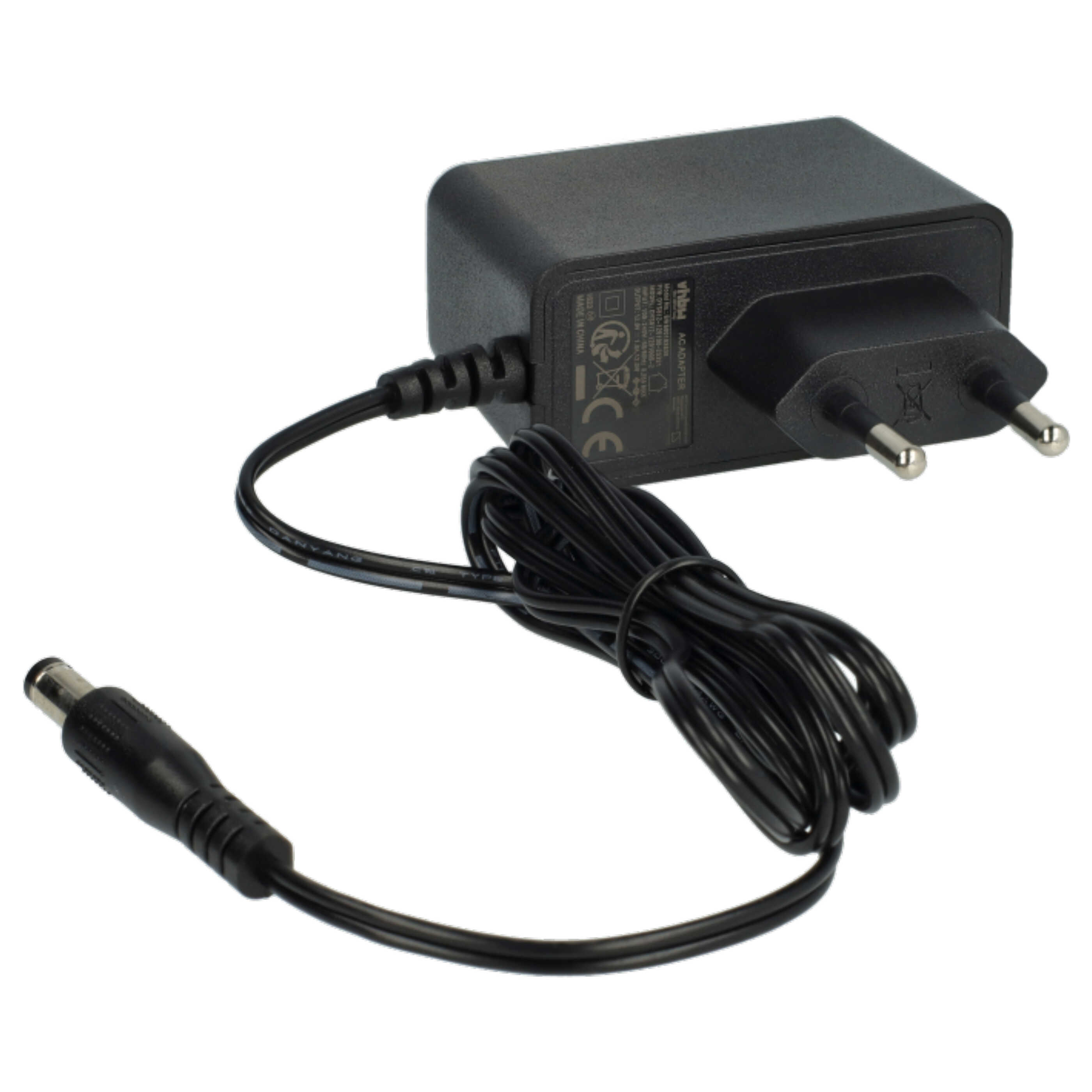 Ein schwarzes Netzteil mit einem Zweipol-Stecker und einem schwarzen Kabel mit DC-Anschluss auf weißem Hintergrund.