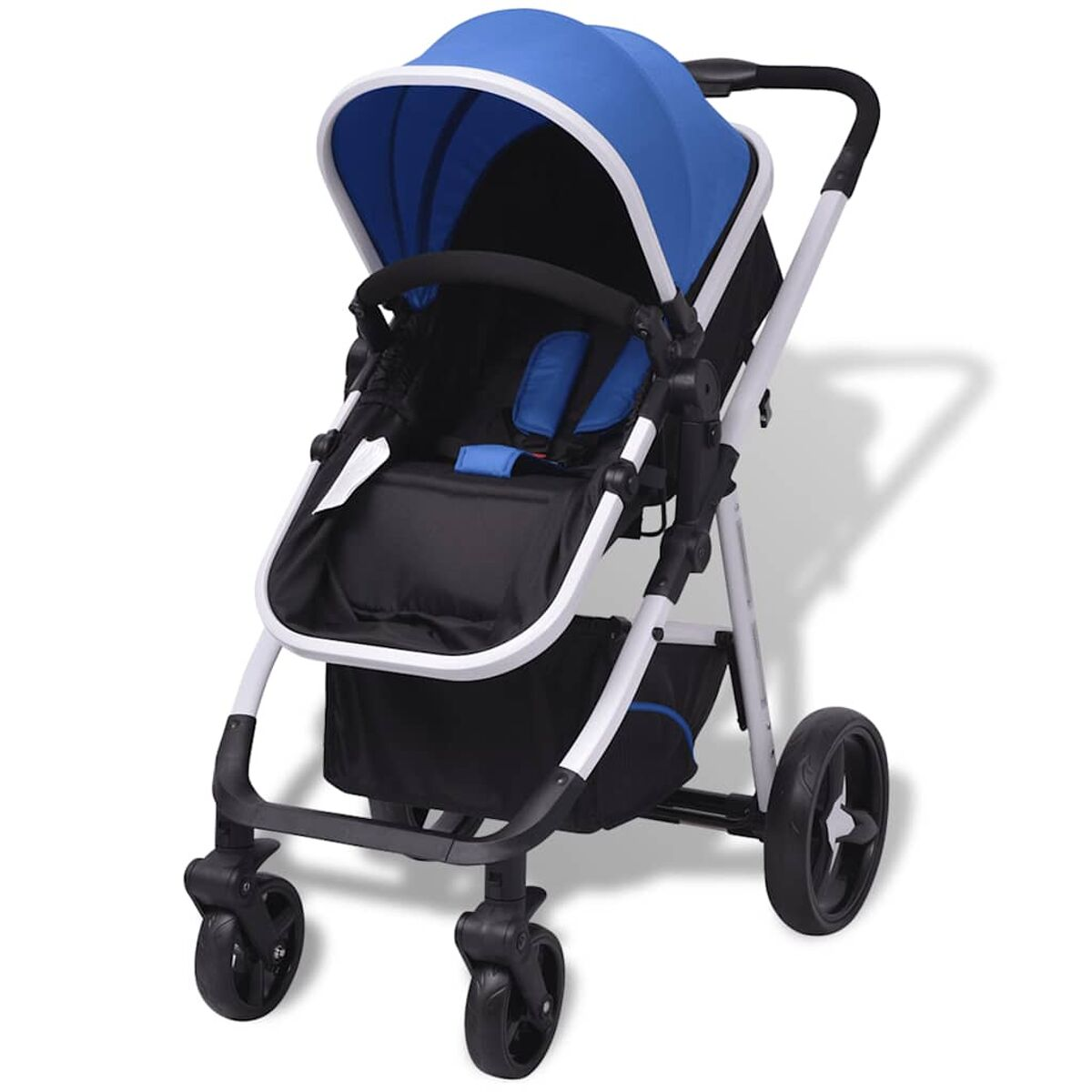 Ein blau-schwarzer Kinderwagen mit weißem Rahmen. Er hat vier Räder, ein Verdeck, einen schwarzen Sitz und einen Aufbewahrungskorb.