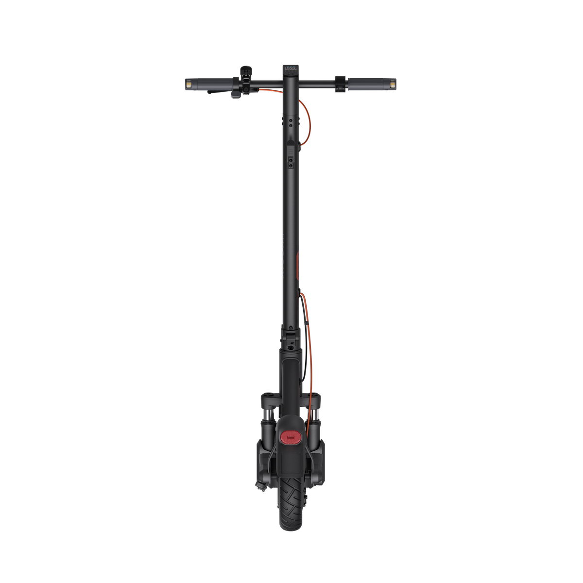 Un patinete eléctrico negro sobre un fondo negro. Tiene cables naranjas y una luz trasera roja. El patinete está en posición vertical.