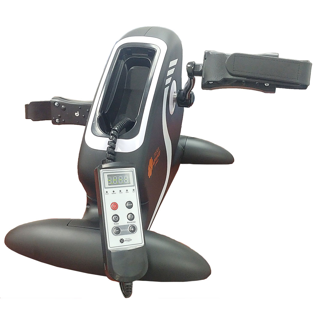 Máquina de ejercicios negra y gris. Tiene una pantalla digital y correas ajustables. La máquina está diseñada para ejercicios de piernas.