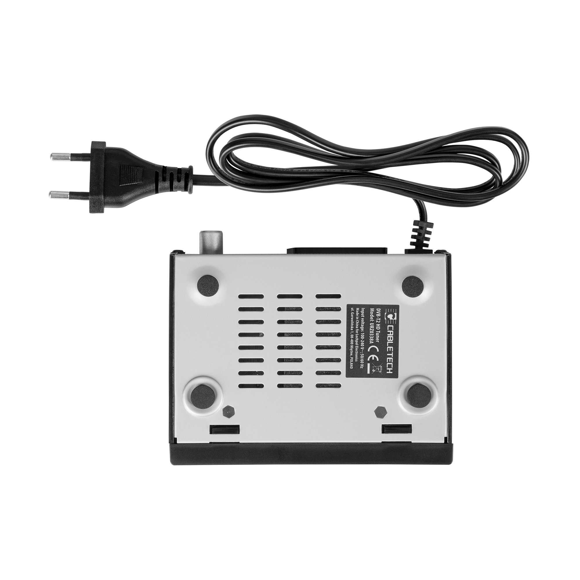 Czarny zasilacz z czarnym kablem podłączonym do srebrnego tunera. Tuner ma otwory wentylacyjne i etykietę.