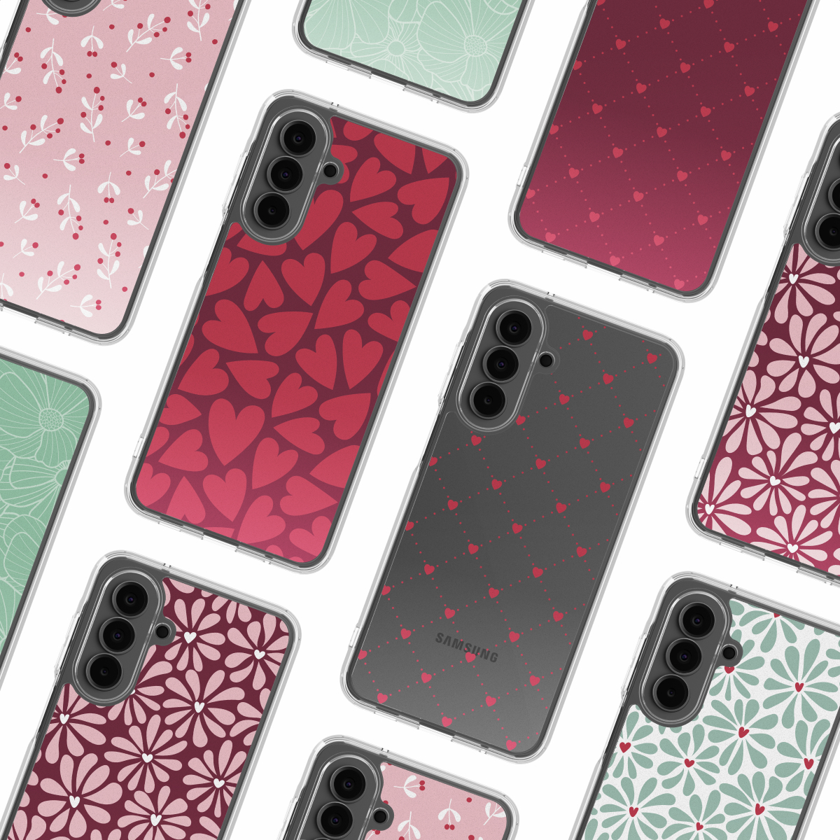 Assortiment telefoonhoesjes met diverse patronen, waaronder harten, bloemen en bloemmotieven, gerangschikt op een witte achtergrond.
