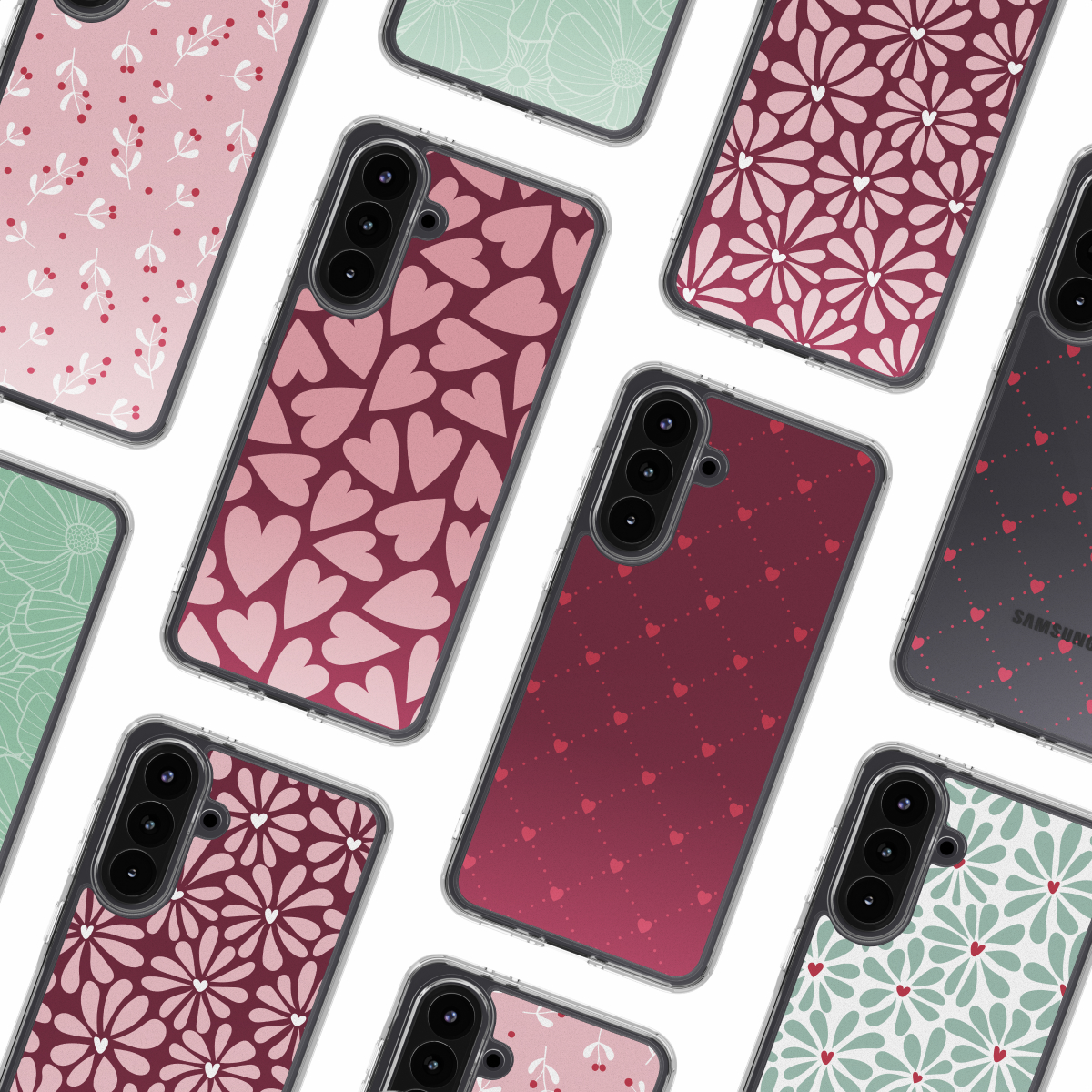 Diverses coques de téléphone avec différents motifs, dont des cœurs, des fleurs et des feuilles, disposées sur un fond blanc.