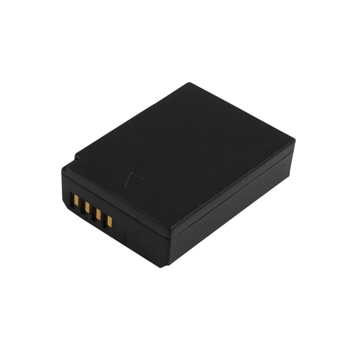 Una batteria nera rettangolare per fotocamera con connettori dorati su sfondo bianco. Un triangolo è inciso sulla superficie.