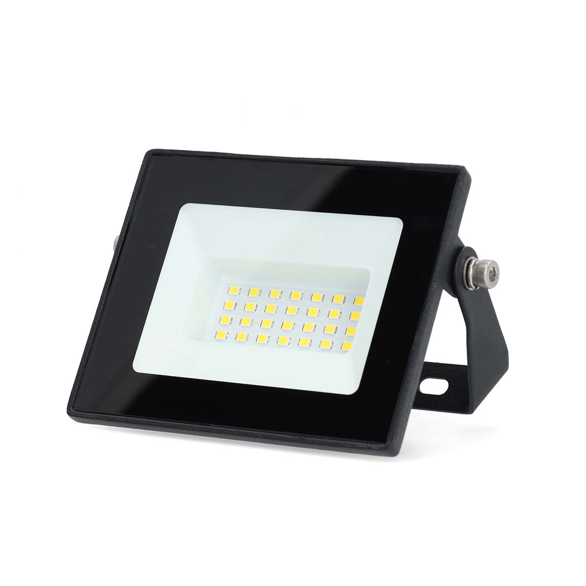 Een zwarte LED-schijnwerper met een wit lichtuitstralingsgebied. Het heeft een zwart frame en beugel en staat tegen een witte achtergrond.
