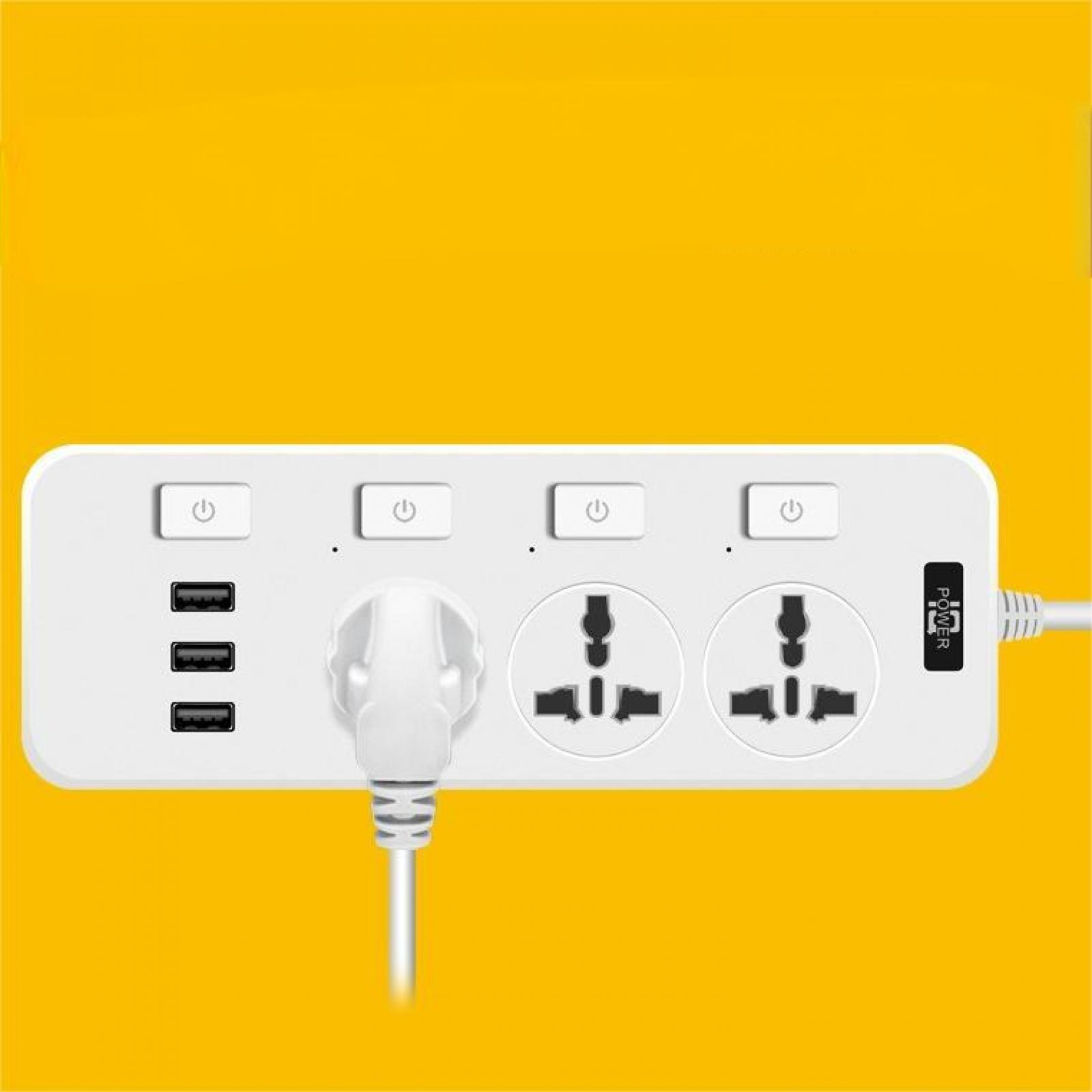 Weiße Steckdosenleiste mit USB-Anschlüssen und Steckdosen auf gelbem Hintergrund. Stecker ist angeschlossen.