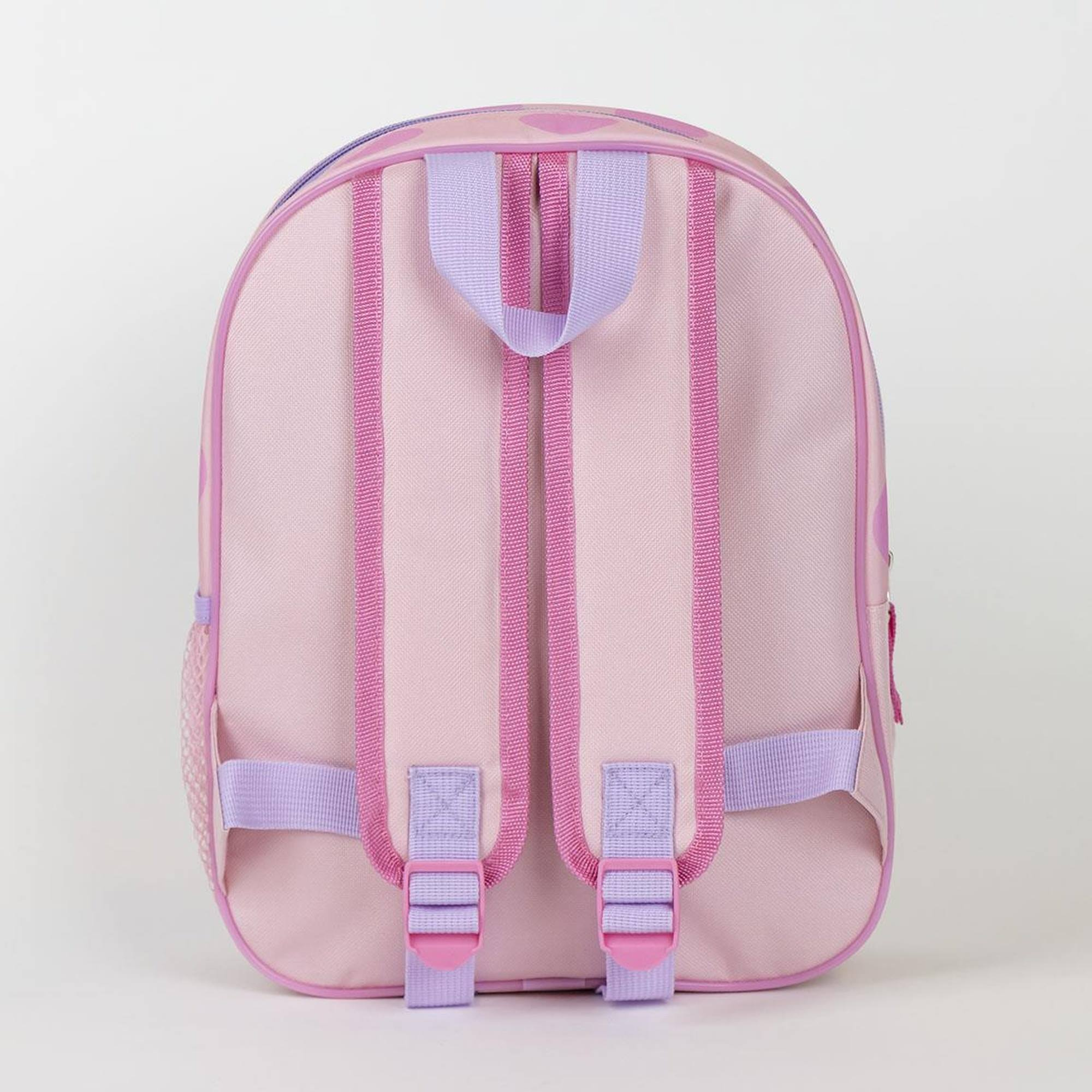 Rosa Rucksack mit lila und rosa Trägern. Mit Herzdesign und Seitentasche. Schnallen sichern die Gurte.