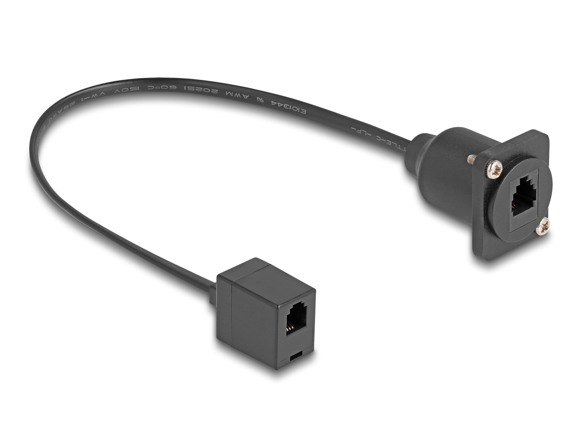 Un cable de red negro con conectores RJ45. Un extremo tiene un conector cuadrado, el otro rectangular. Fondo blanco.