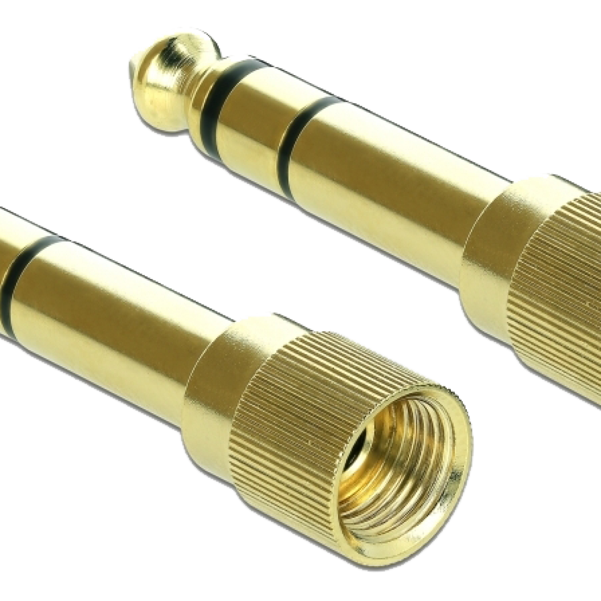 Zbliżenie dwóch złotych adapterów jack audio. Jeden ma końcówkę męską, drugi żeńską z gwintem. Widoczne czarne pierścienie.
