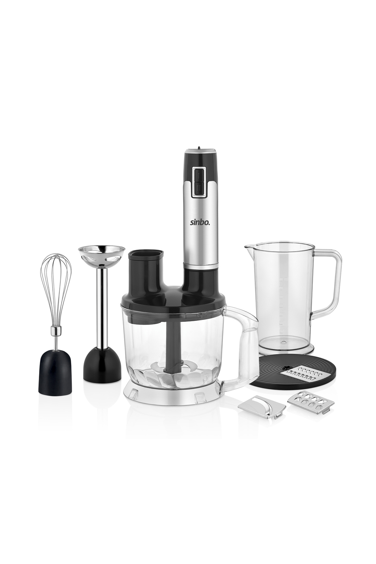Gümüş ve siyah Sinbo el blenderi seti. Blender, çırpıcı, doğrayıcı, ölçü kabı, rende ve bıçakları içerir.