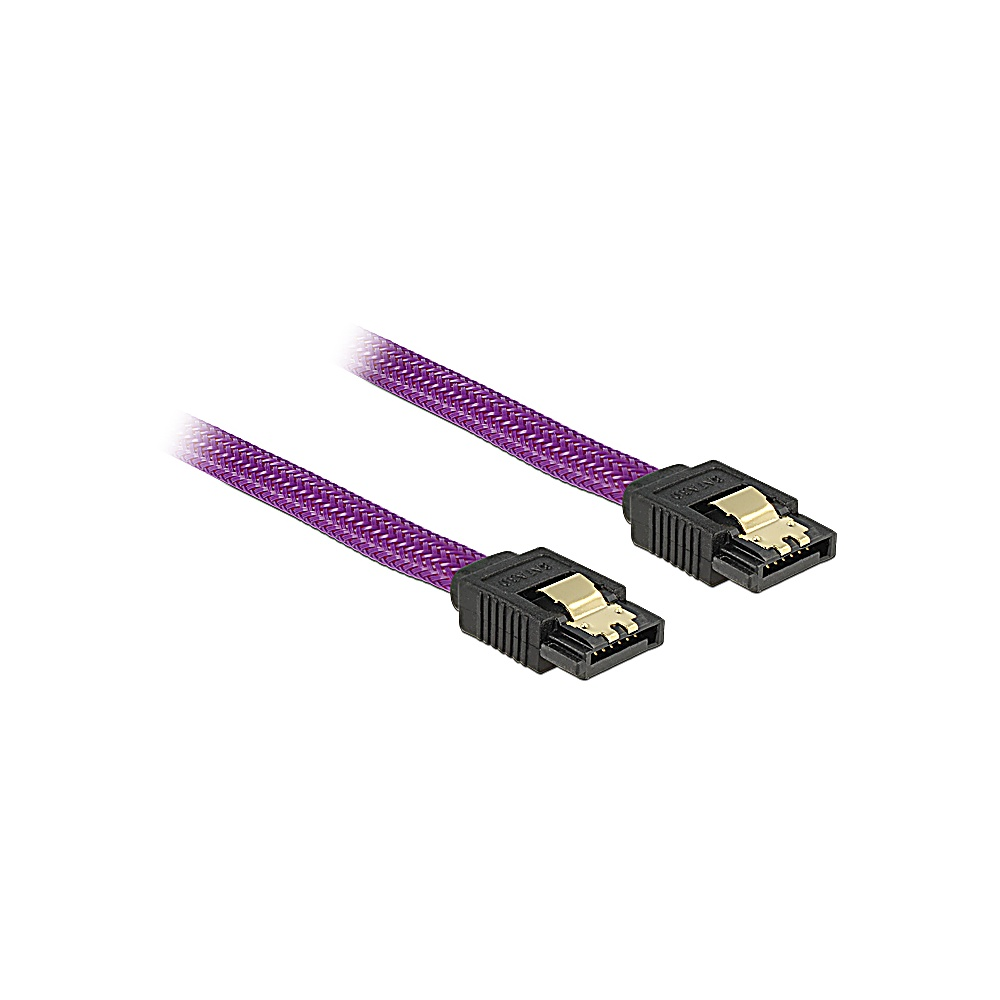 Due cavi SATA viola con connettori neri e pin dorati su sfondo bianco. I cavi sono angolati.